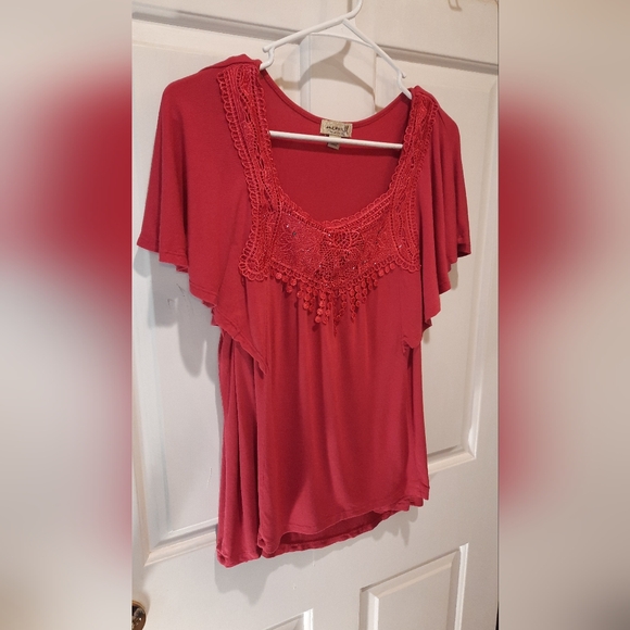 One World Red Flutter Sleeve Blouse size Large - Picture 4 of 11